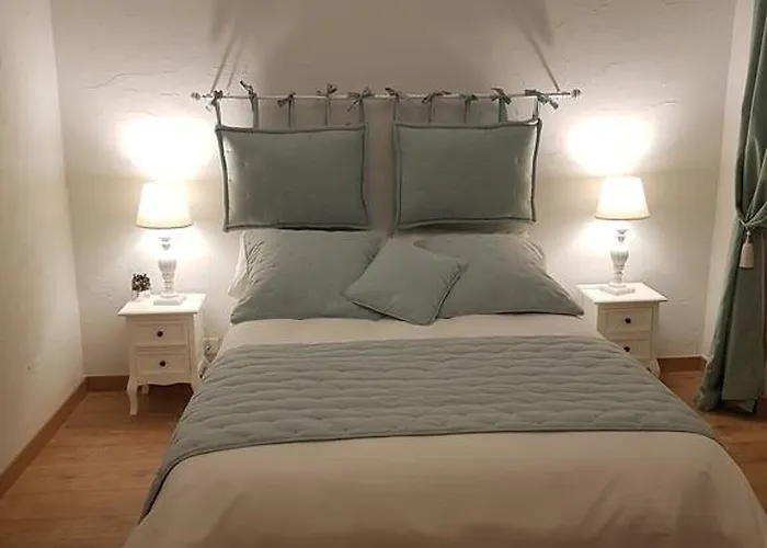 Chateau De L'hers Bed & Breakfast *