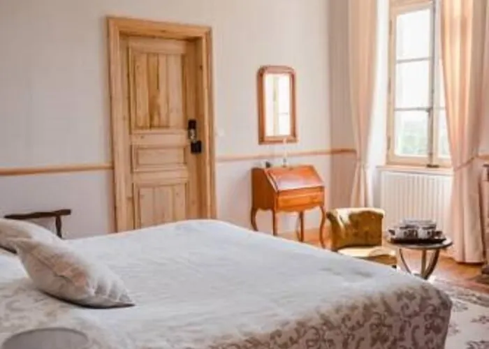 Chateau De L'hers Bed & Breakfast Salles-sur-l'Hers